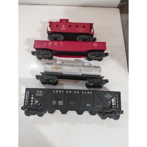 4 Lionel O Gauge Model Railroad Post War Freight Car Hopper Caboose Tank Gondola